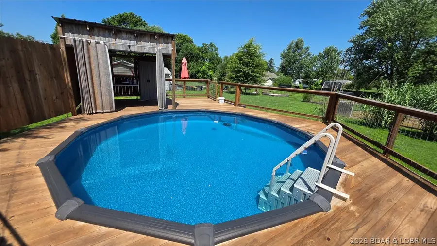 301 N Hunter St, Versailles, MO 65084 - #2