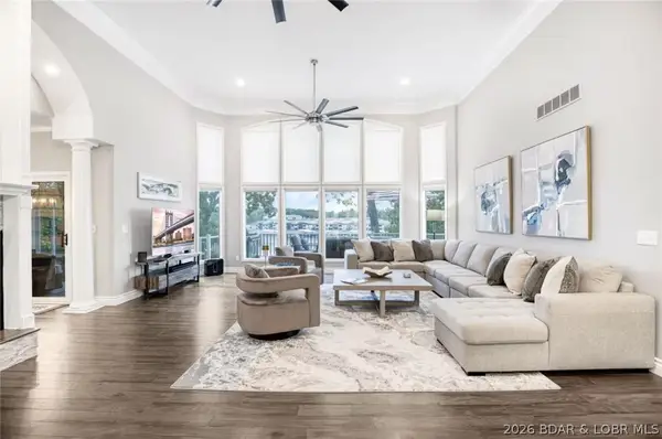 1186 Grand Cove Drive, Sunrise Beach, MO 65079