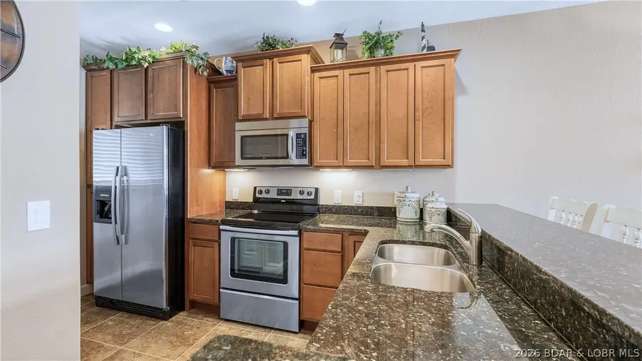 730 Flame Dr #2A, Camdenton, MO 65020 - #3
