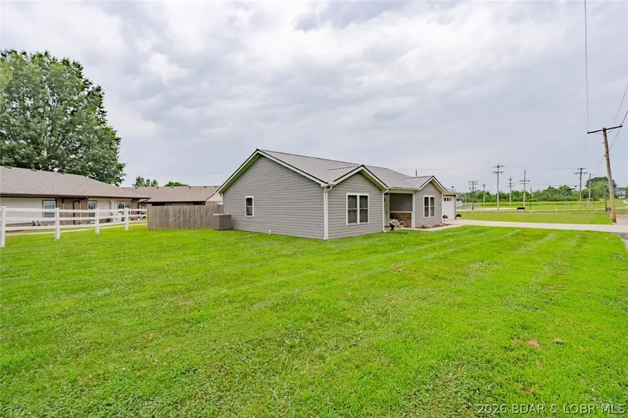 801 Jefferson Street, Versailles, MO 65084 - #3