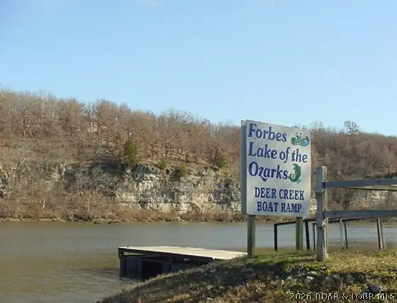 Winarsky Circle #4093, Edwards, MO 65326 - #2