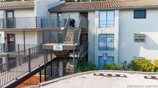26 W Casa Del Rio Drive #2B, Lake Ozark, MO 65049