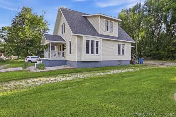 209 N Maple Street, Eldon, MO 65026