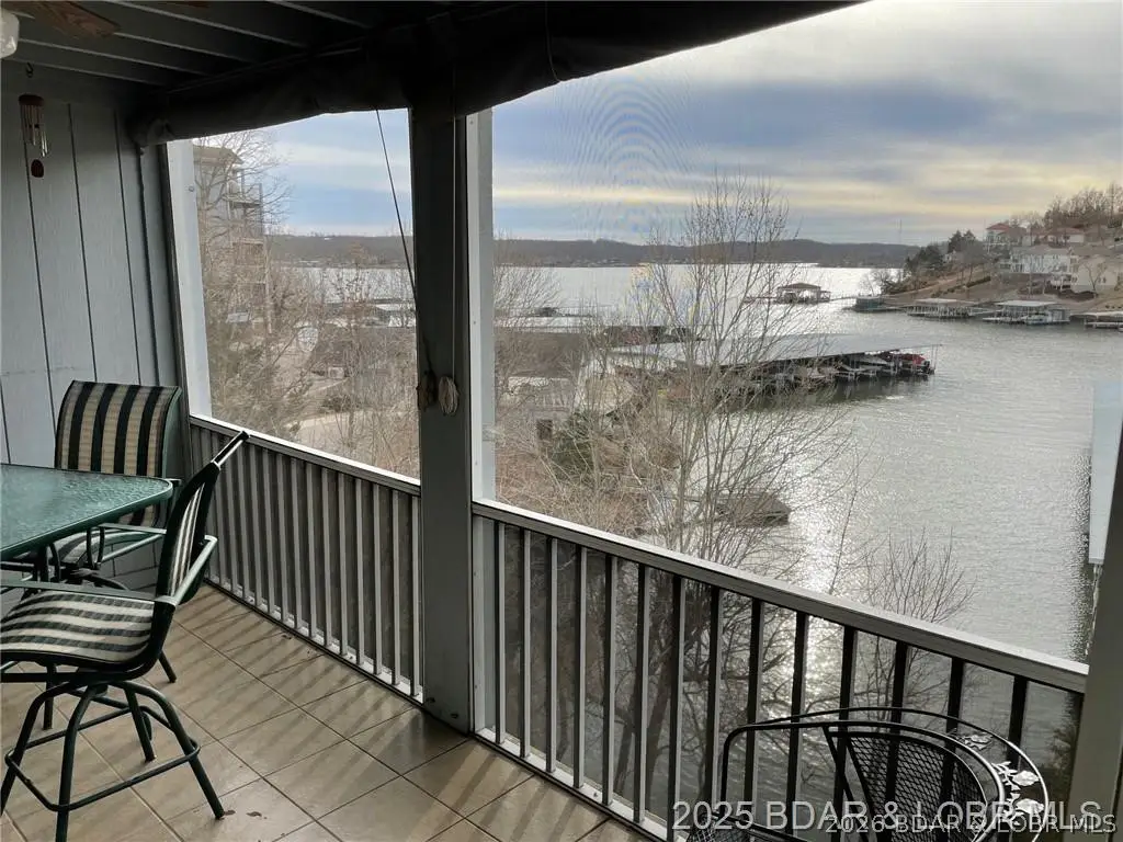 158 Regatta Bay Circle #2D, Lake Ozark, MO 65049 - #1