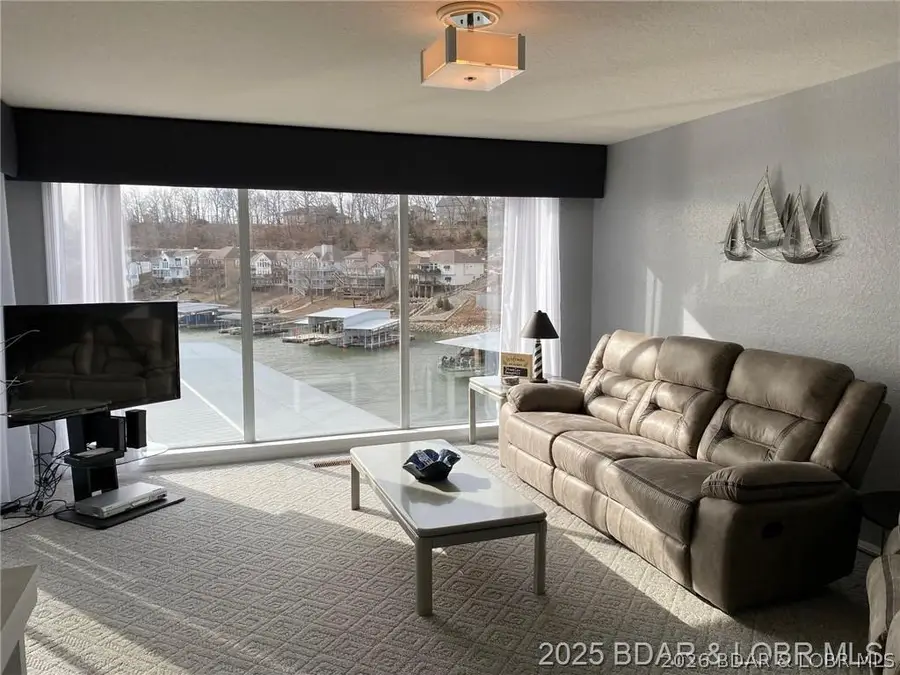 158 Regatta Bay Circle #2D, Lake Ozark, MO 65049 - #3