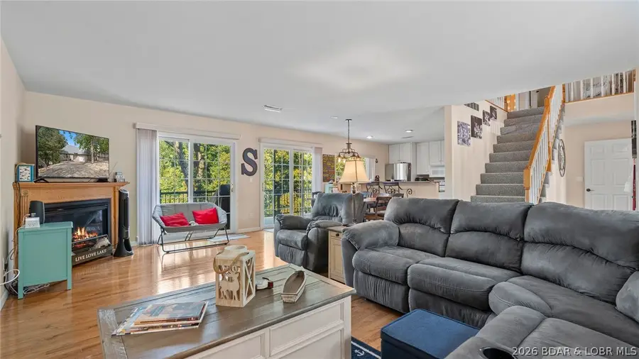 197 Ridgewood Drive, Village Of Four Seasons, MO 65049 - #2