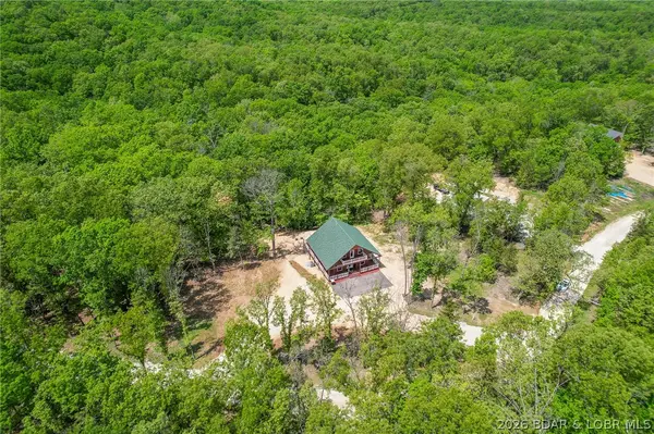 530 Big Cedar, Camdenton, MO 65020