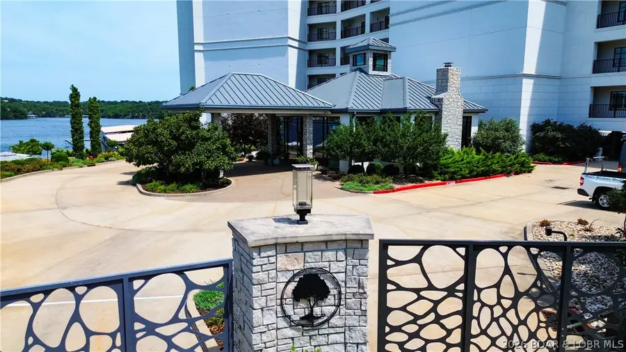 166 Captiva Drive #2E, Sunrise Beach, MO 65079 - #2