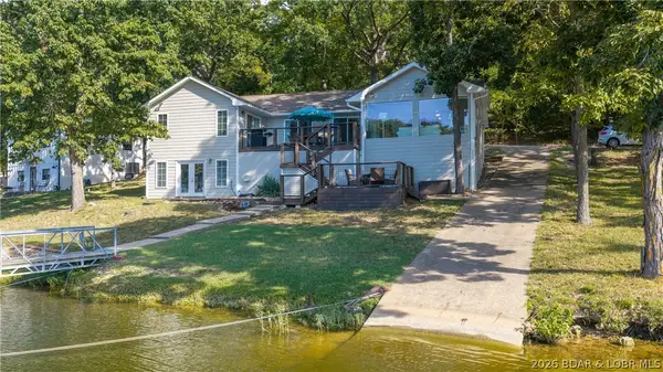 284 Commanche Drive, Sunrise Beach, MO 65079