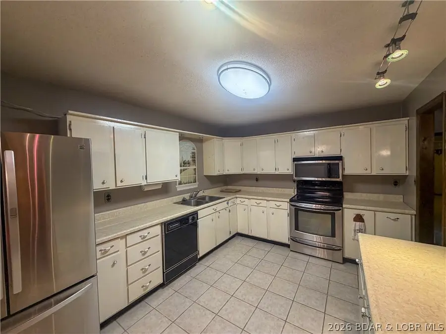 19388 Hwy 5 Highway, Versailles, MO 65084 - #2