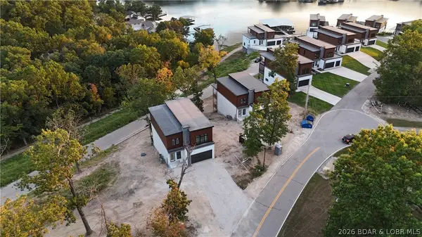 76 Daisy Road, Lake Ozark, MO 65049