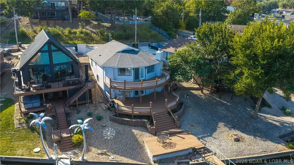 207 Daisy Drive, Lake Ozark, MO 65049