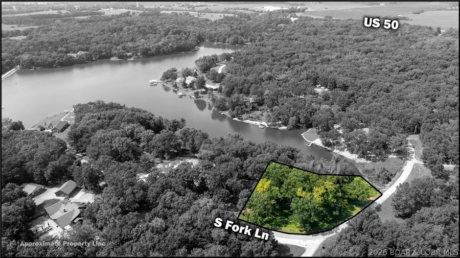 1040 S Fork Lane, Tipton, MO 65081 - #2