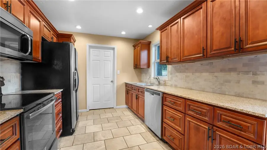 81 Ravenwood Drive, Camdenton, MO 65020 - #3