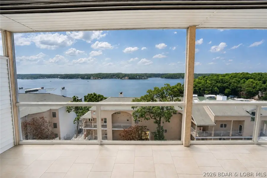 116 Emerald Bay Drive #2C, Lake Ozark, MO 65049 - #2