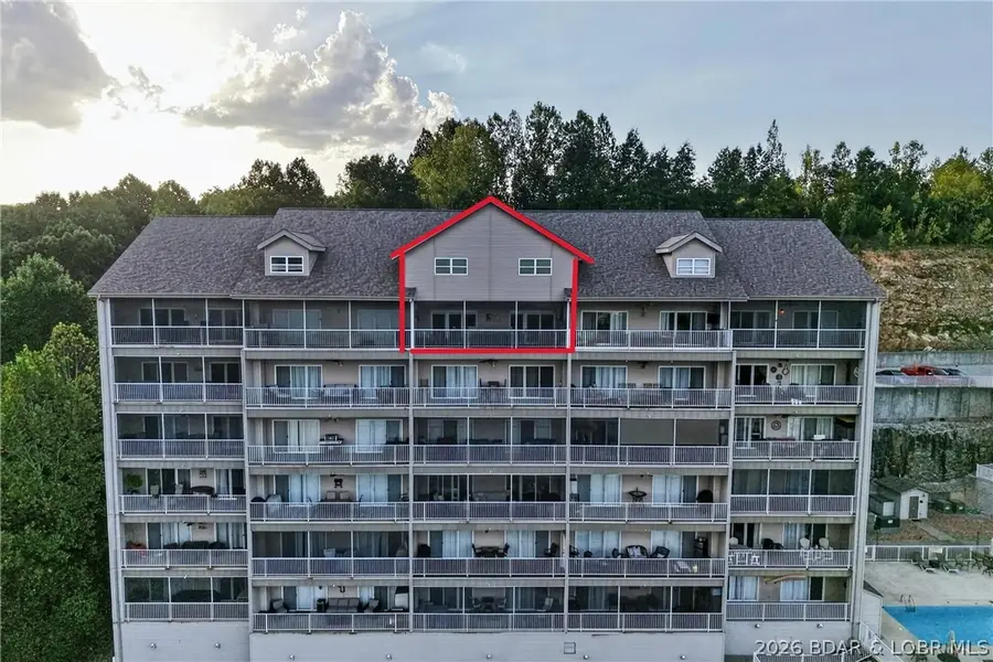 138 Oak Harbor Drive #6C, Camdenton, MO 65020 - #2