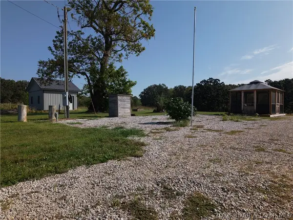 21507 Hollow Drive, Barnett, MO 65011