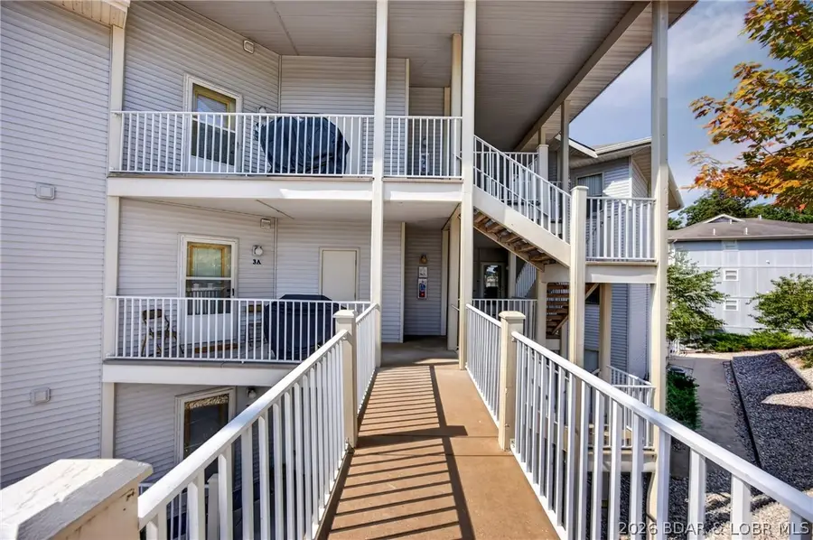 398 Regatta Bay Drive #3B, Village Of Four Seasons, MO 65049 - #2