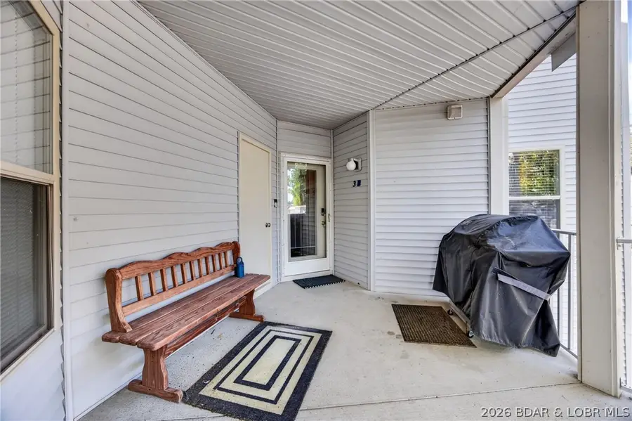 398 Regatta Bay Drive #3B, Village Of Four Seasons, MO 65049 - #3