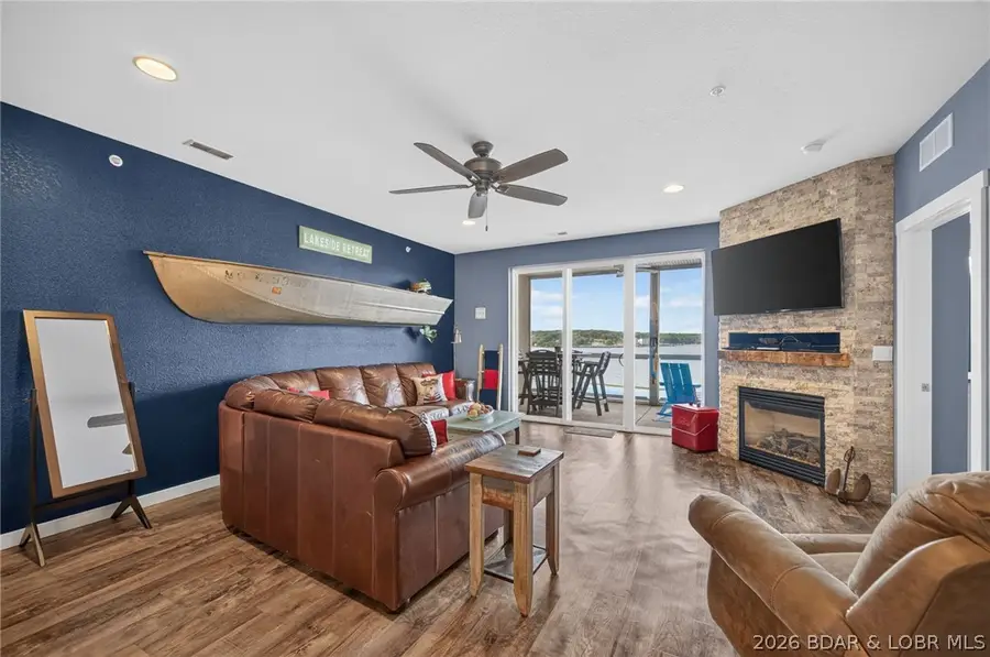 1220 Lands End Parkway #309, Osage Beach, MO 65065 - #3