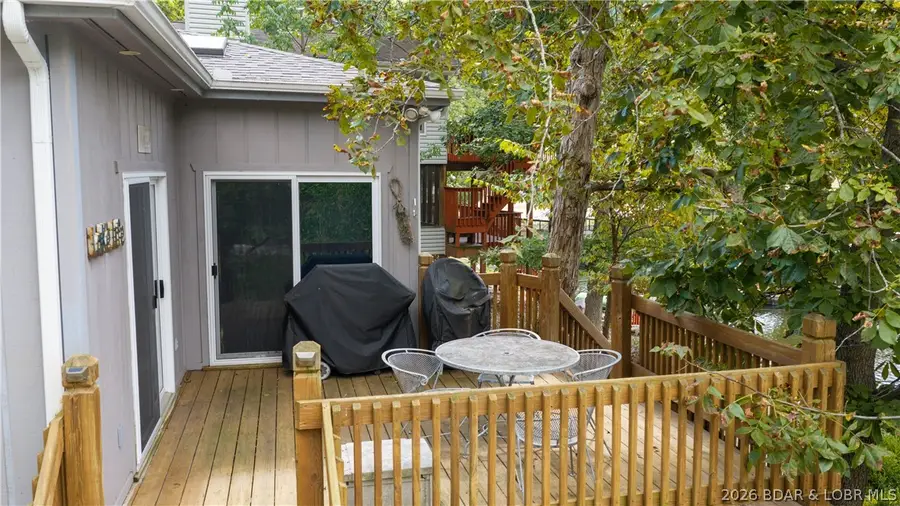 208 Sunrise Harbor Road, Sunrise Beach, MO 65079 - #2
