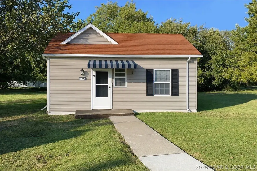 309 E. Pettis Street, Sedalia, MO 65301 - #1