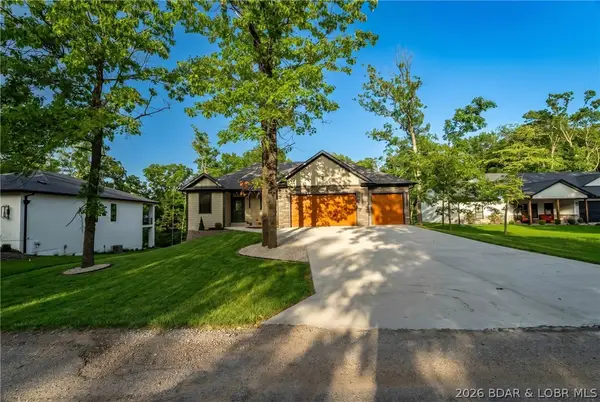 344 Via Appia Drive, Sunrise Beach, MO 65079