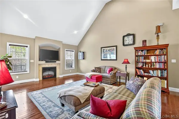 132 Antler Point, Linn Creek, MO 65052