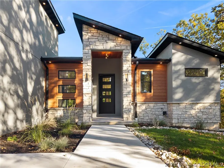 105 Fairoaks Lane, Sunrise Beach, MO 65079 - #3