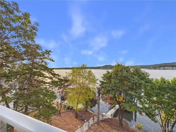 576 Palisades Drive, Four Seasons, MO 65049