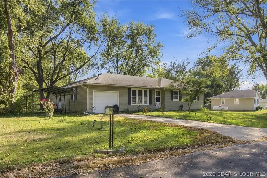 2809 Meadow Wood Drive, Smithton, MO 65301 - #2