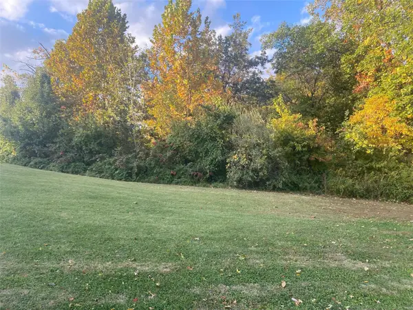 3 Summerfield, Godfrey, IL 62035