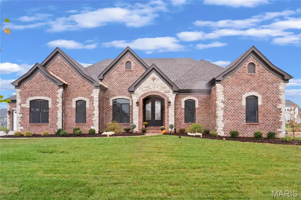 753 Silver Buck Lane, Chesterfield, MO 63005 - Image #1
