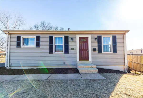 2658 Creve Coeur Mill Road, Maryland Heights, MO 63043