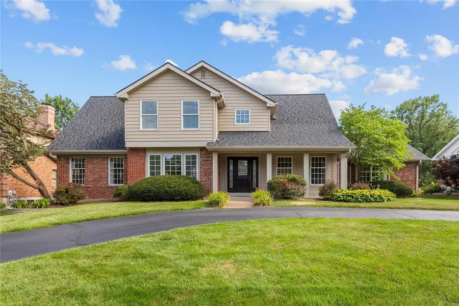 12114 Trentmore Place, Saint Louis, MO 63127 - Image #2