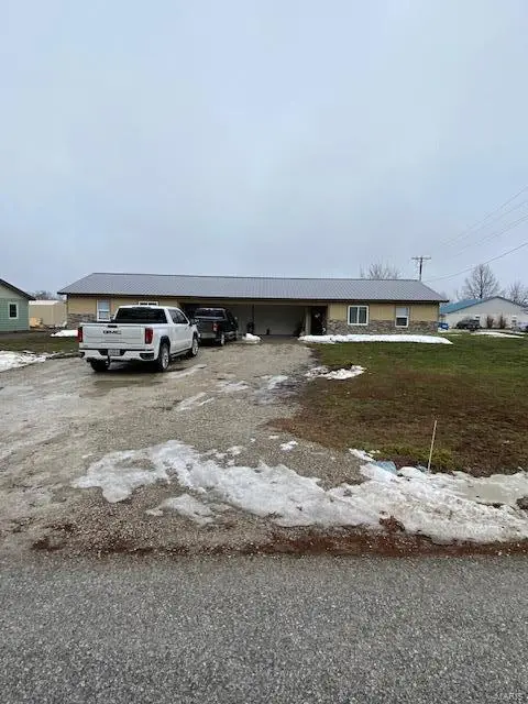 810 E Cleveland Street #A/B, Monroe City, MO 63456 - Image #1