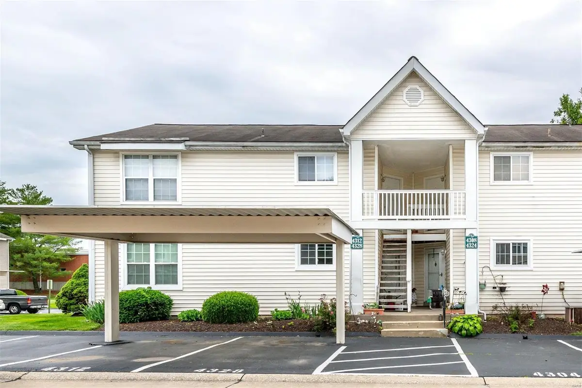 4328 Inlet Isle Drive, Florissant, MO 63034 - Image #1