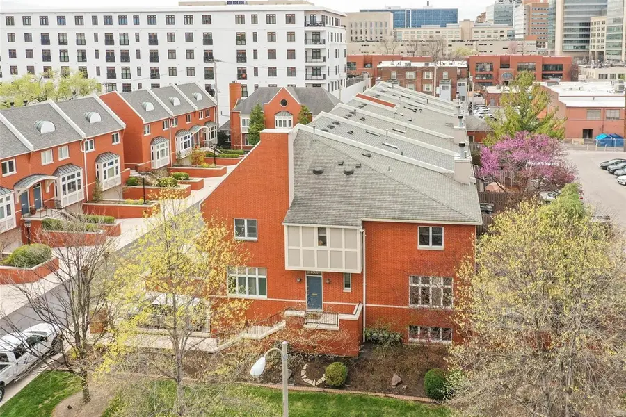 4560 W Pine Boulevard, Saint Louis, MO 63108 - Image #2