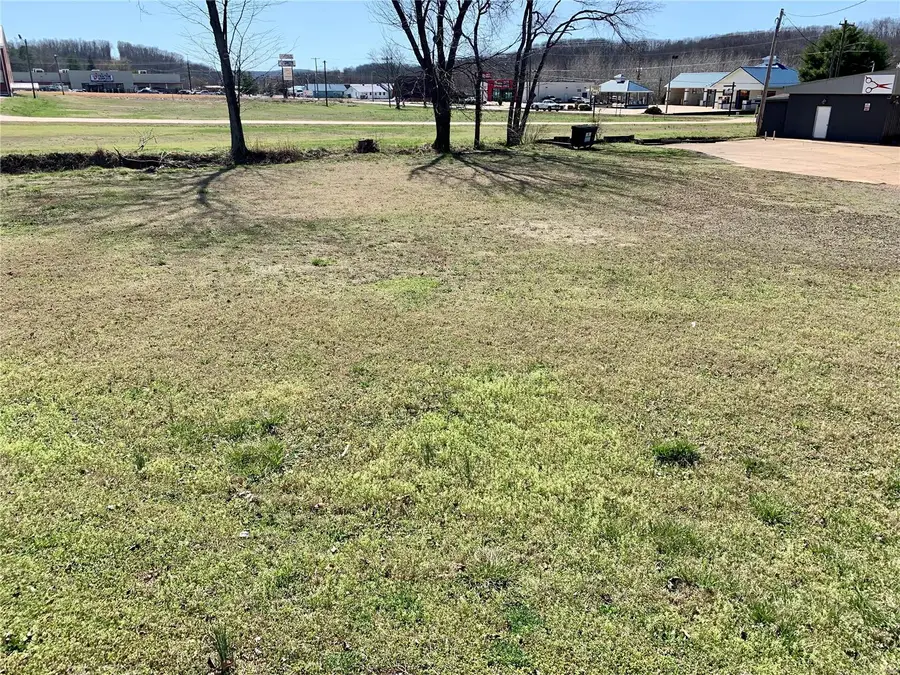 1241 S Main St., Piedmont, MO 63957 - Image #2