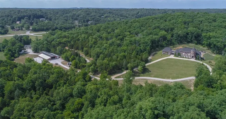 18930 Deer Creek Road, Wildwood, MO 63069 - Image #3