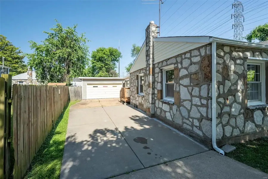 1559 82nd Boulevard, Saint Louis, MO 63132 - Image #3