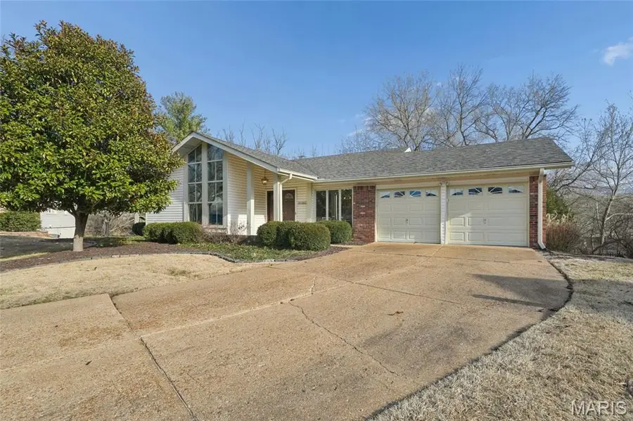 2184 Courtleigh Lane, Chesterfield, MO 63017 - Image #2