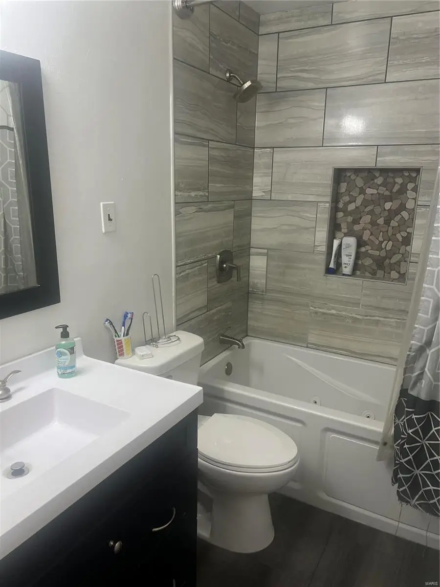 9124 Leamont Drive, Saint Louis, MO 63136 - Image #2