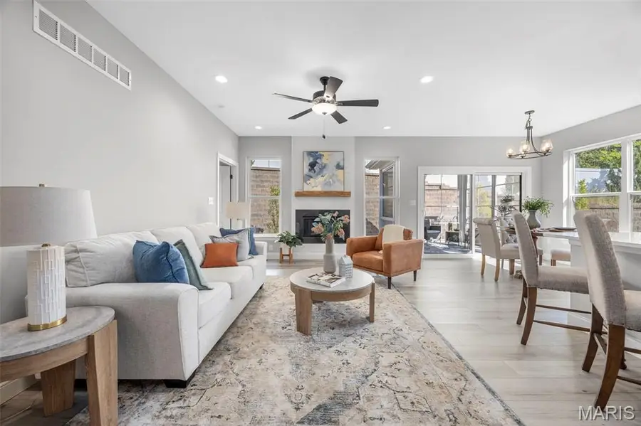 109 Quail Bluff Court, Wentzville, MO 63385 - Image #2