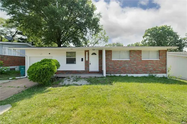 10216 Viscount Drive, St Louis, MO 63136