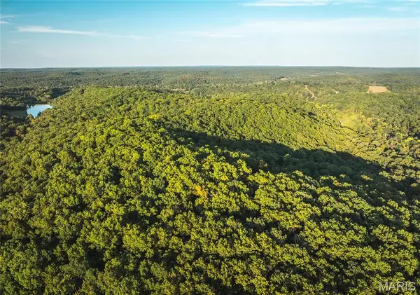 10005 Fulton Road, Bourbon, MO 65441