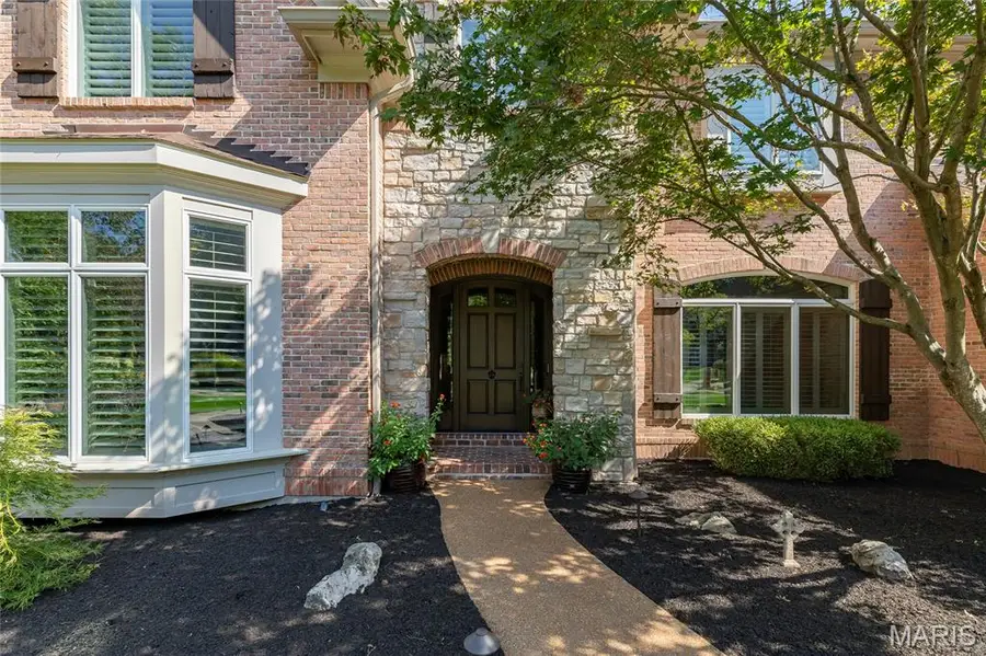 1482 Country Lake Estates Drive, Chesterfield, MO 63005 - Image #2