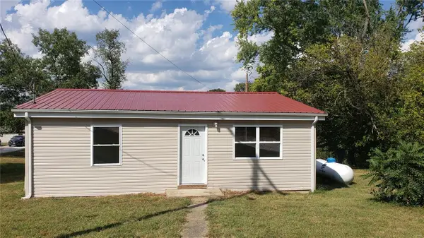 229 E Hwy 8, Steelville, MO 65565