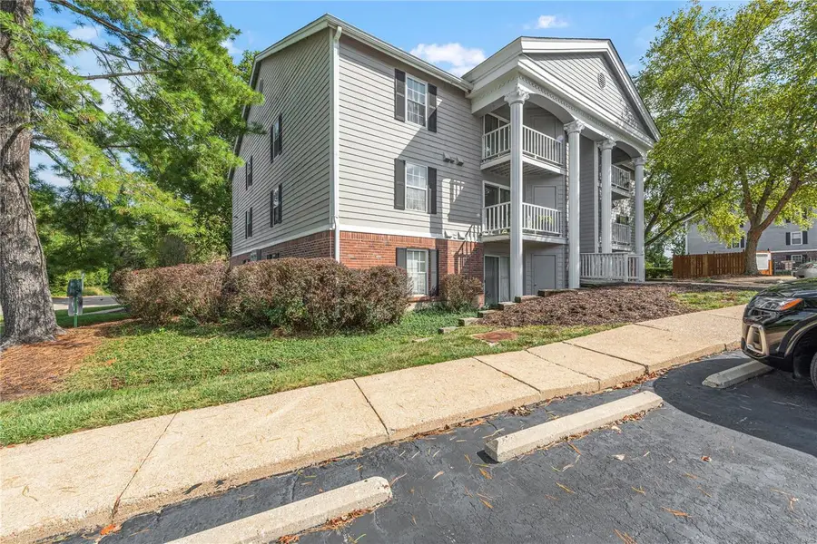 12818 Portulaca Drive #K, Saint Louis, MO 63146 - #3