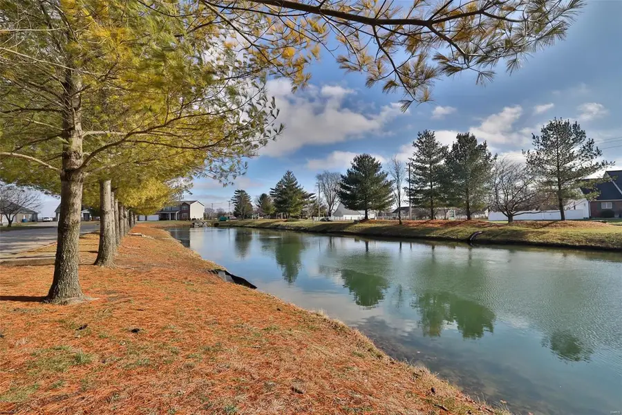 107 Gabrielle Circle, Bethalto, IL 62010 - Image #2